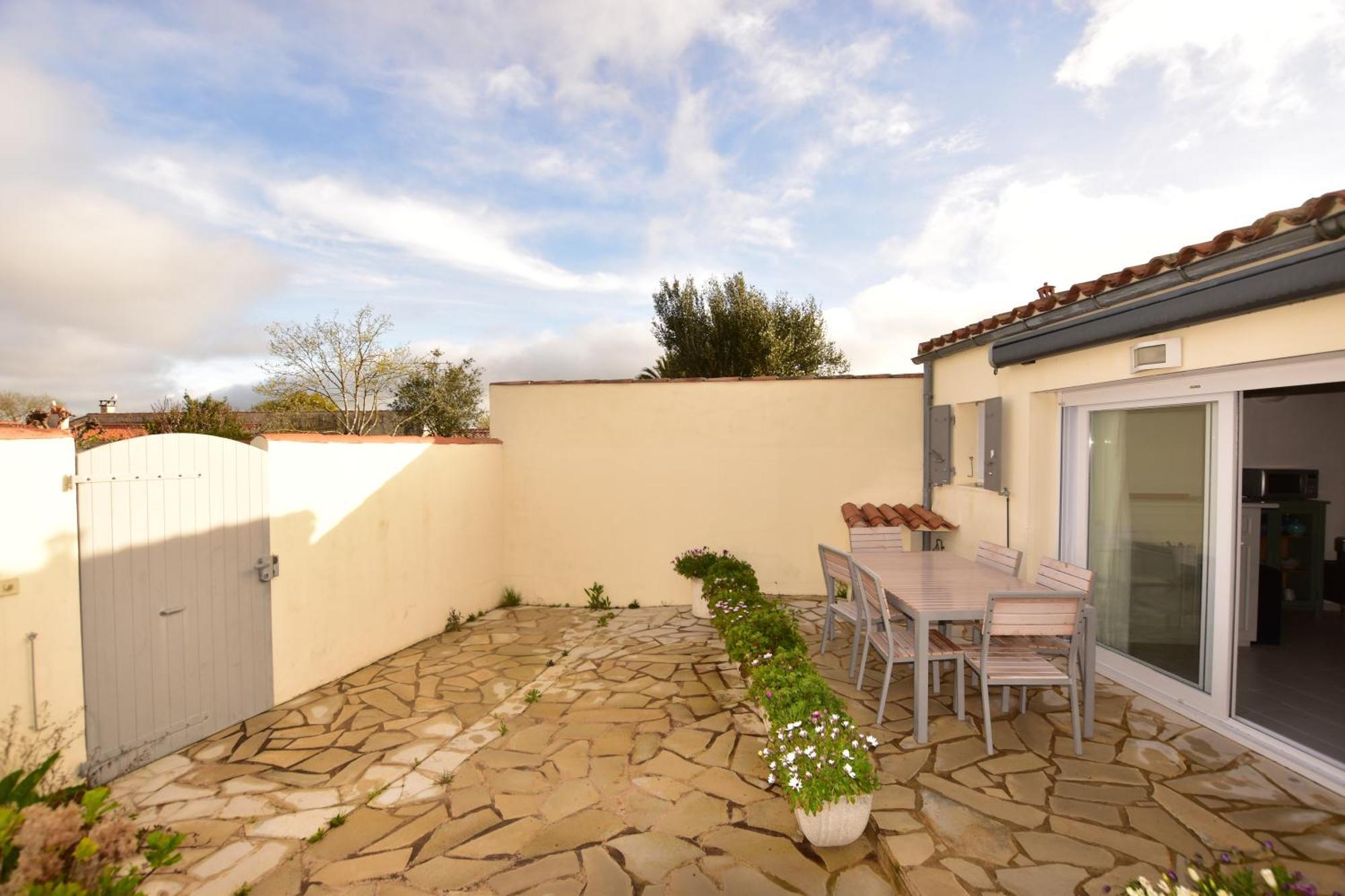 Large Studio Close To The Beach Saint-Martin-de-Ré Exterior photo