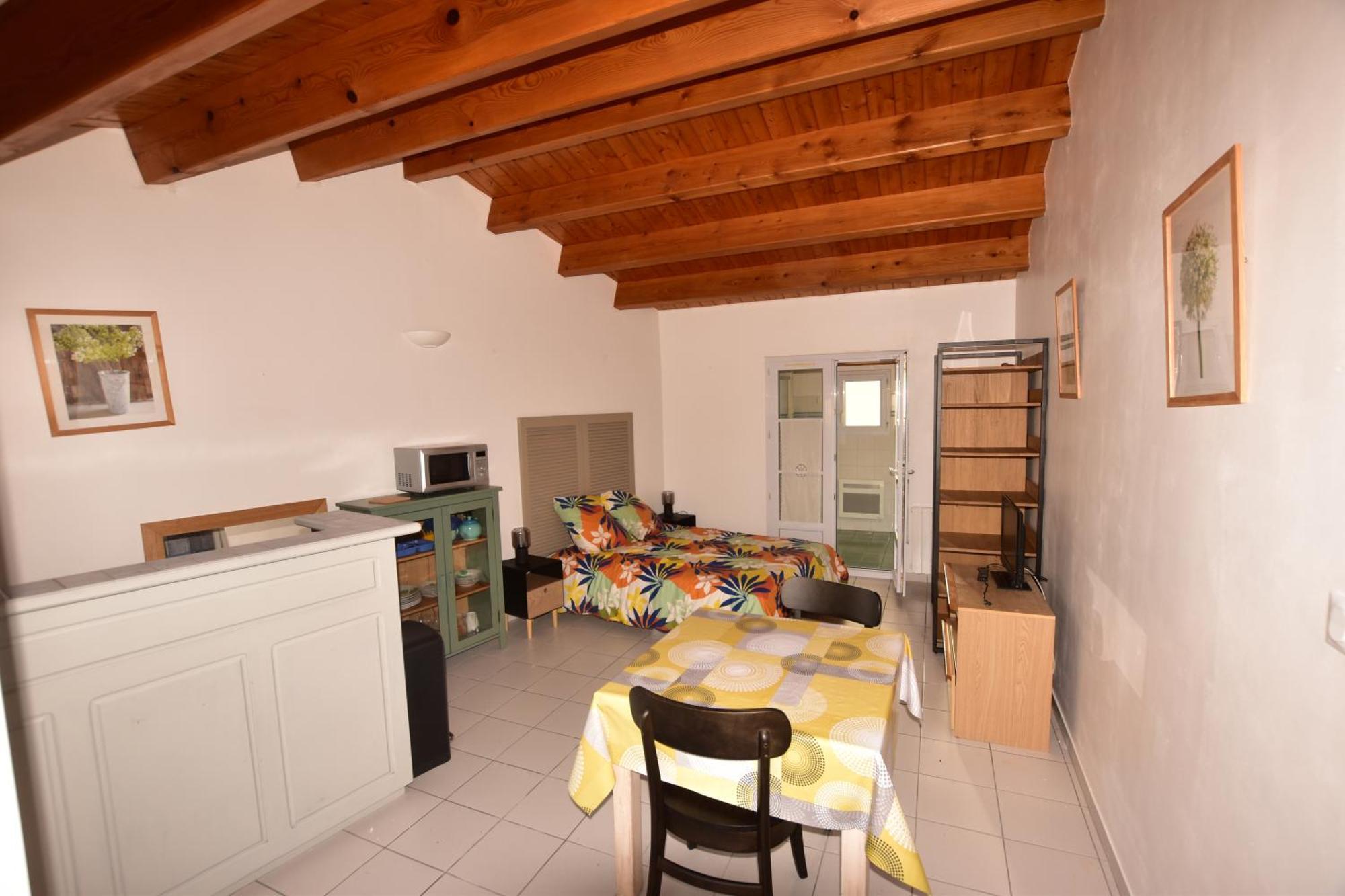 Large Studio Close To The Beach Saint-Martin-de-Ré Exterior photo