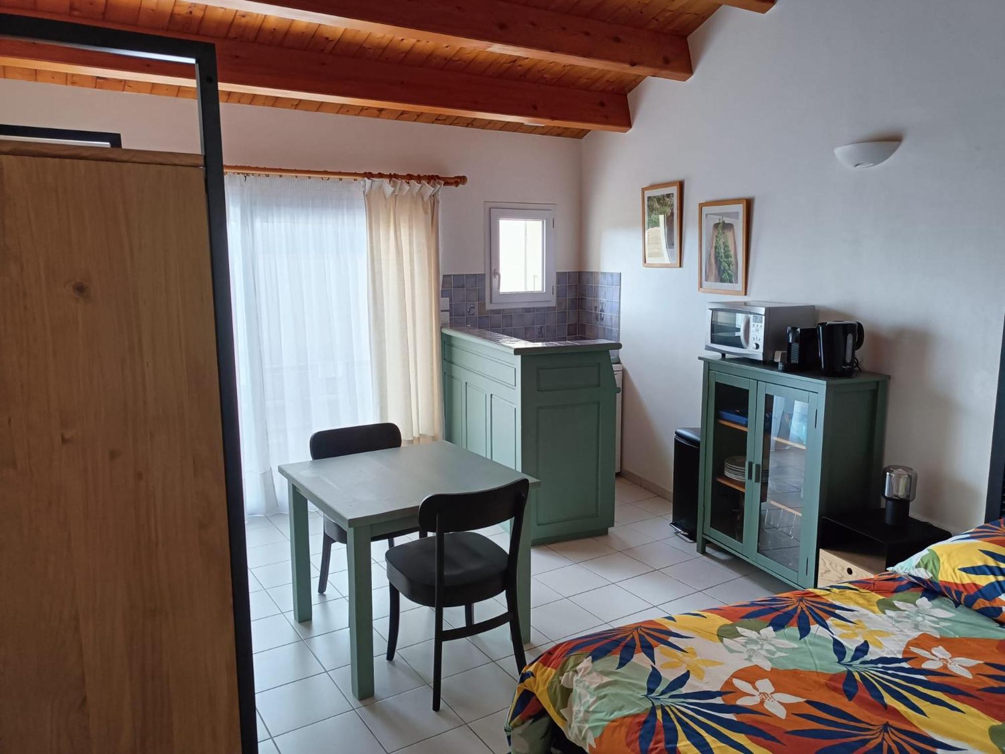 Large Studio Close To The Beach Saint-Martin-de-Ré Exterior photo